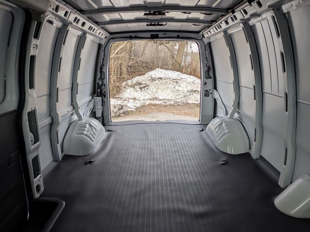 2026 GMC Savana 3500 Work Van