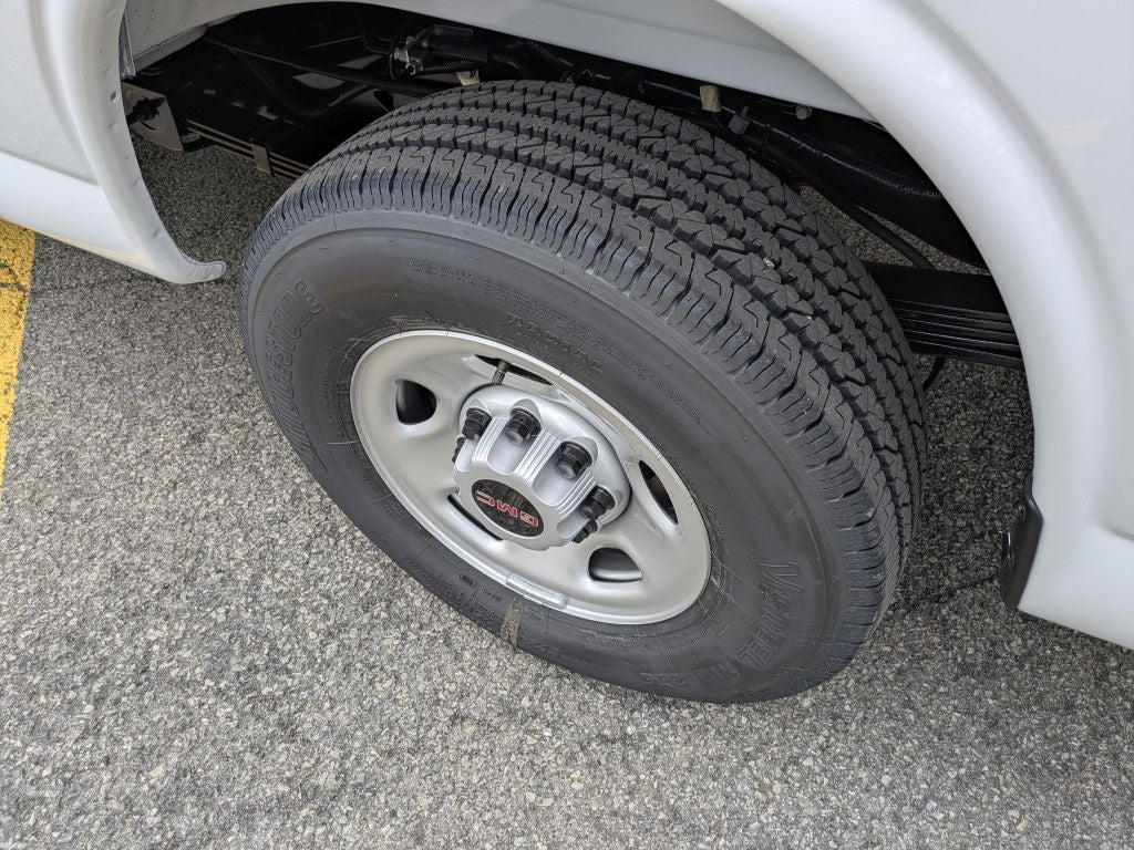 2026 GMC Savana 3500 Work Van