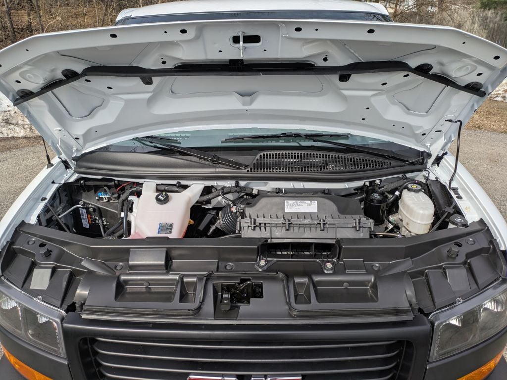 2026 GMC Savana 3500 Work Van