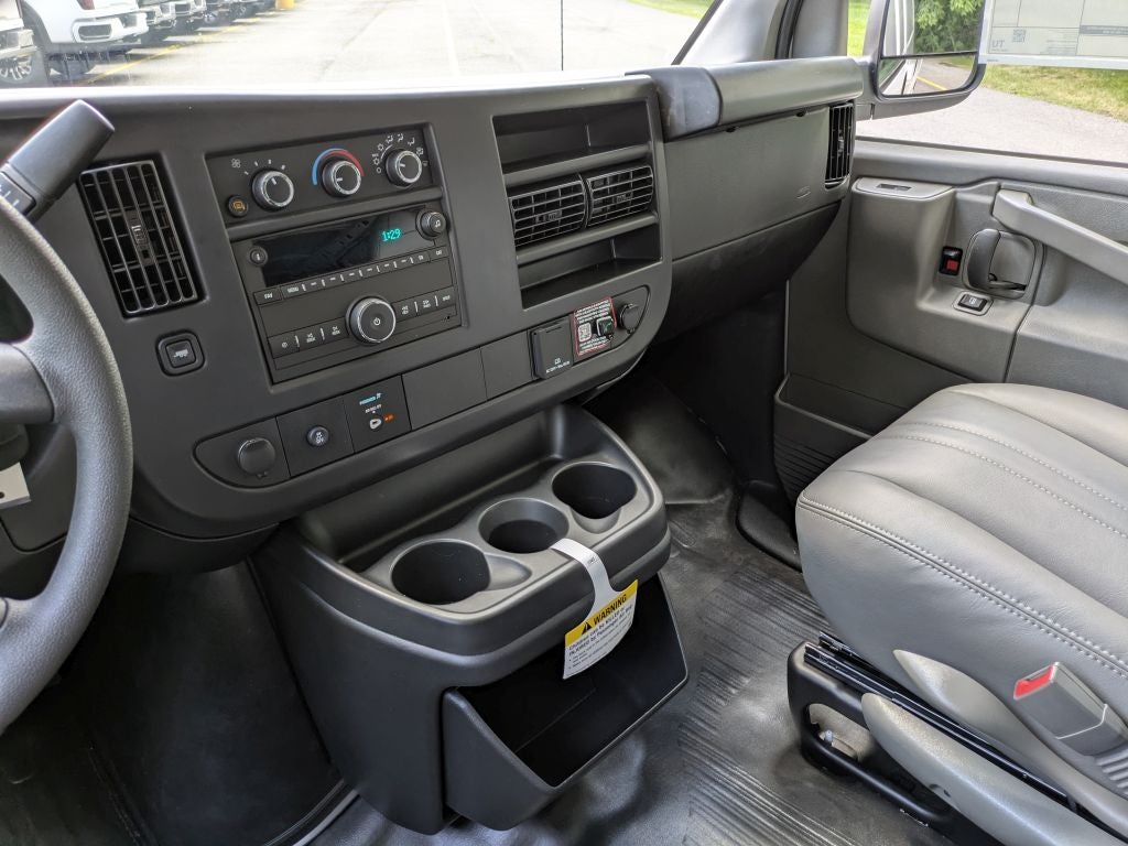 2026 GMC Savana 3500 Work Van