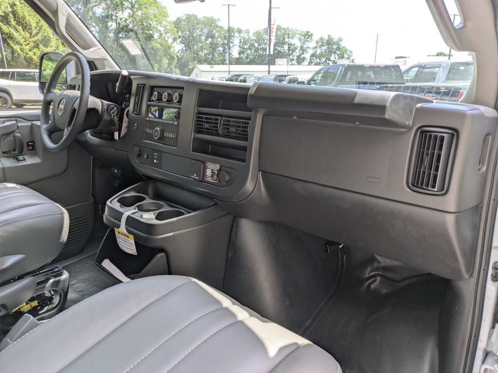 2026 GMC Savana 3500 Work Van