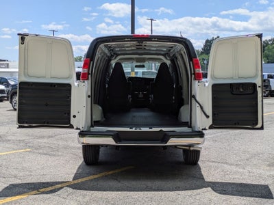 2026 GMC Savana 3500 Work Van