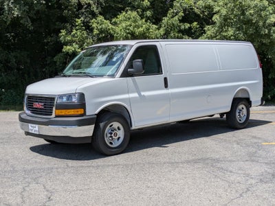 2026 GMC Savana 3500 Work Van