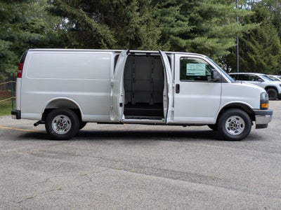 2026 GMC Savana 3500 Work Van