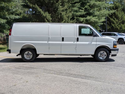 2026 GMC Savana 3500 Work Van