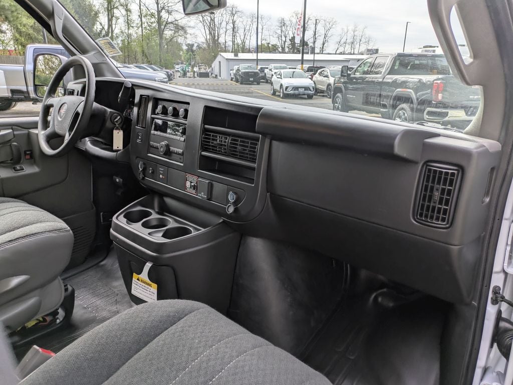 2026 GMC Savana 3500 Work Van