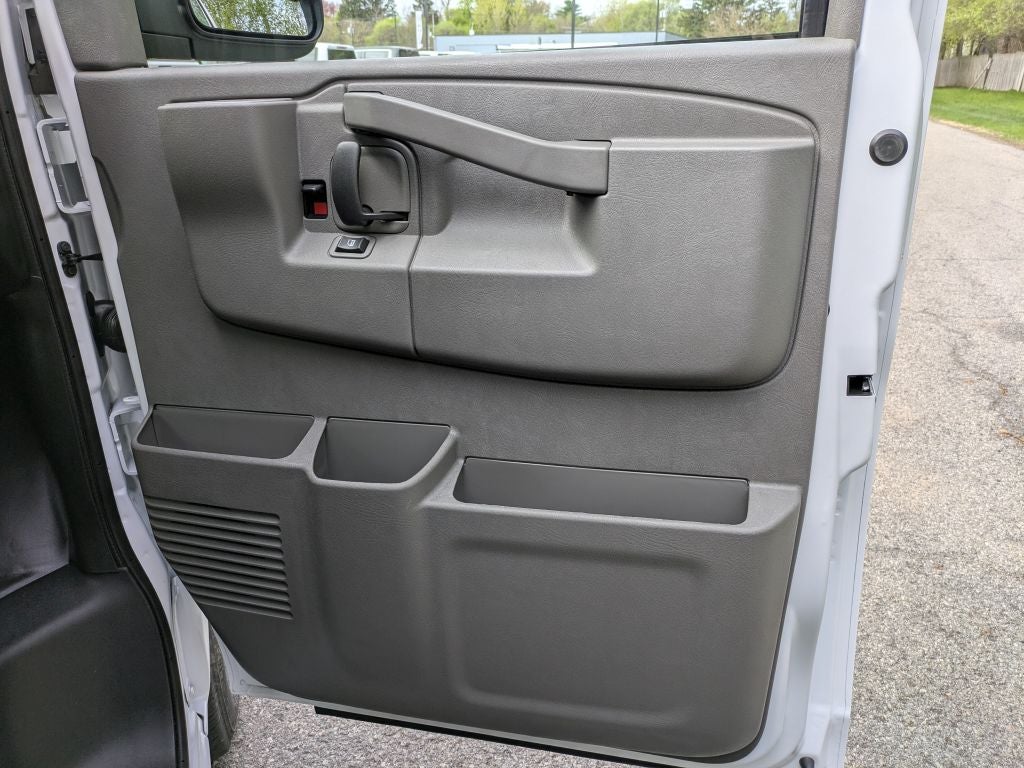 2026 GMC Savana 3500 Work Van