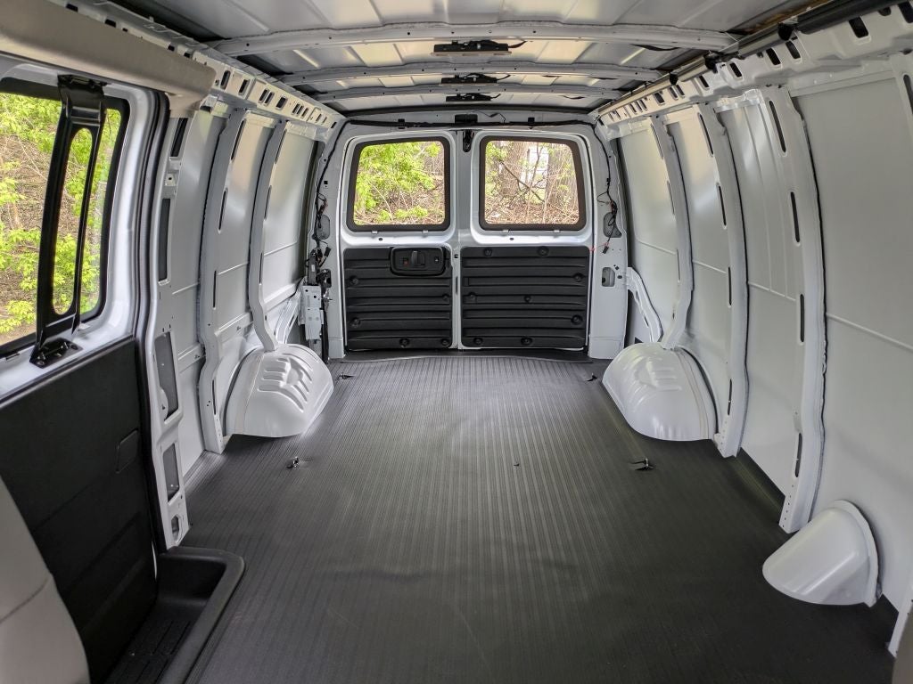 2026 GMC Savana 3500 Work Van