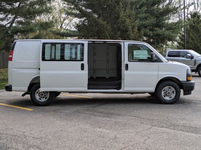 2026 GMC Savana 3500 Work Van