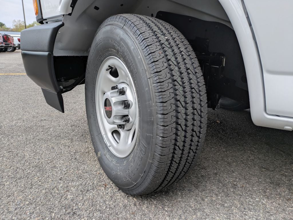 2026 GMC Savana 3500 Work Van