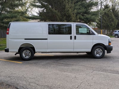 2026 GMC Savana 3500 Work Van