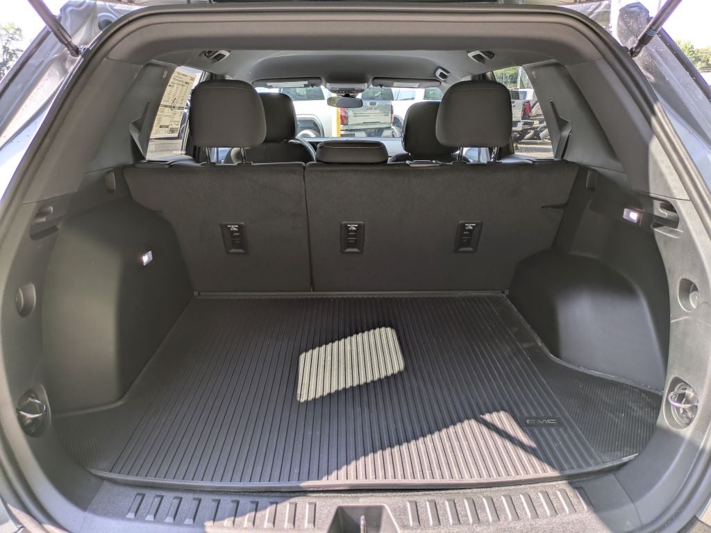 2027 GMC Terrain AWD Elevation