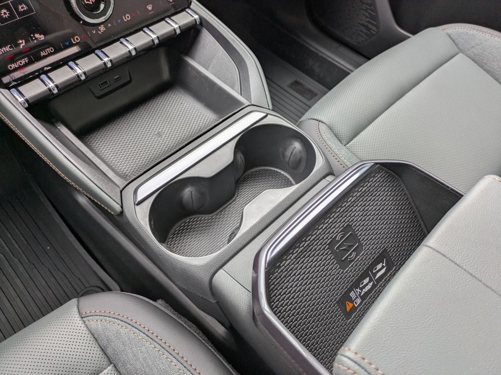 2027 GMC Terrain AWD AT4