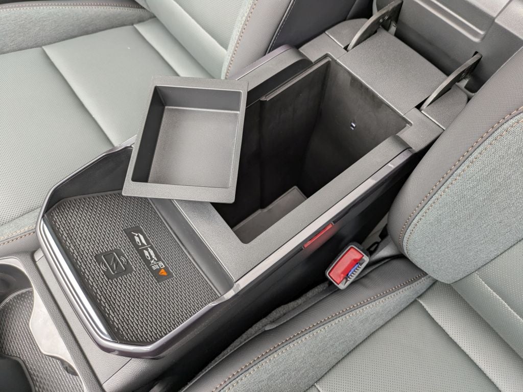 2027 GMC Terrain AWD AT4