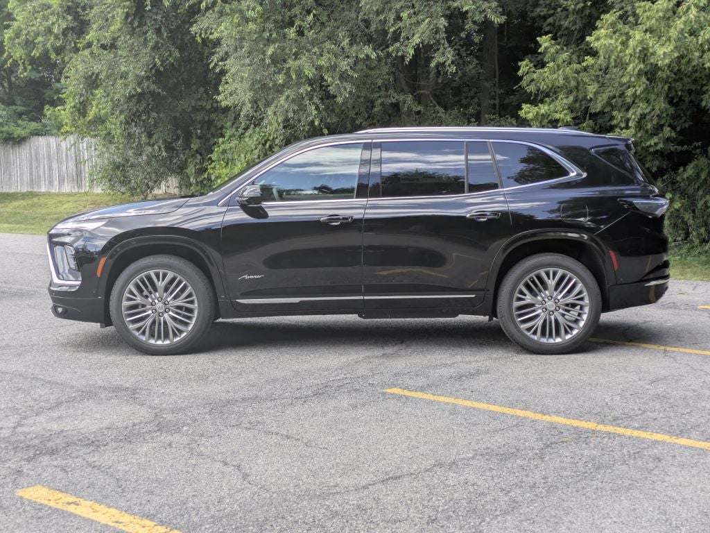 2027 Buick Enclave Avenir