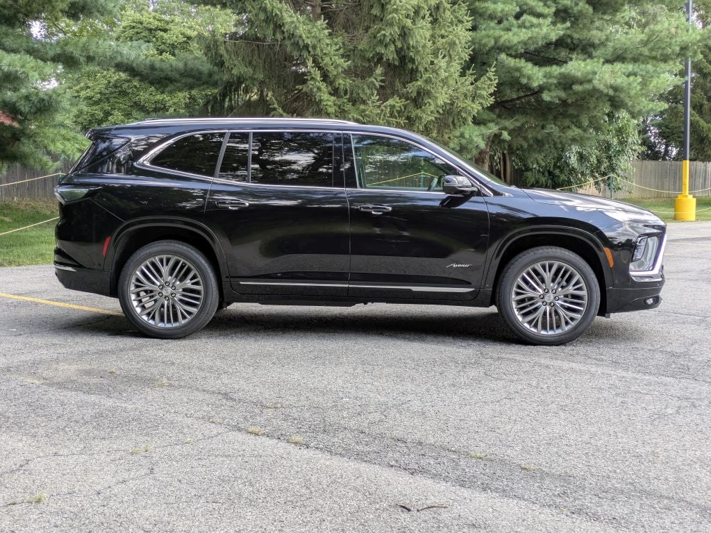 2027 Buick Enclave Avenir