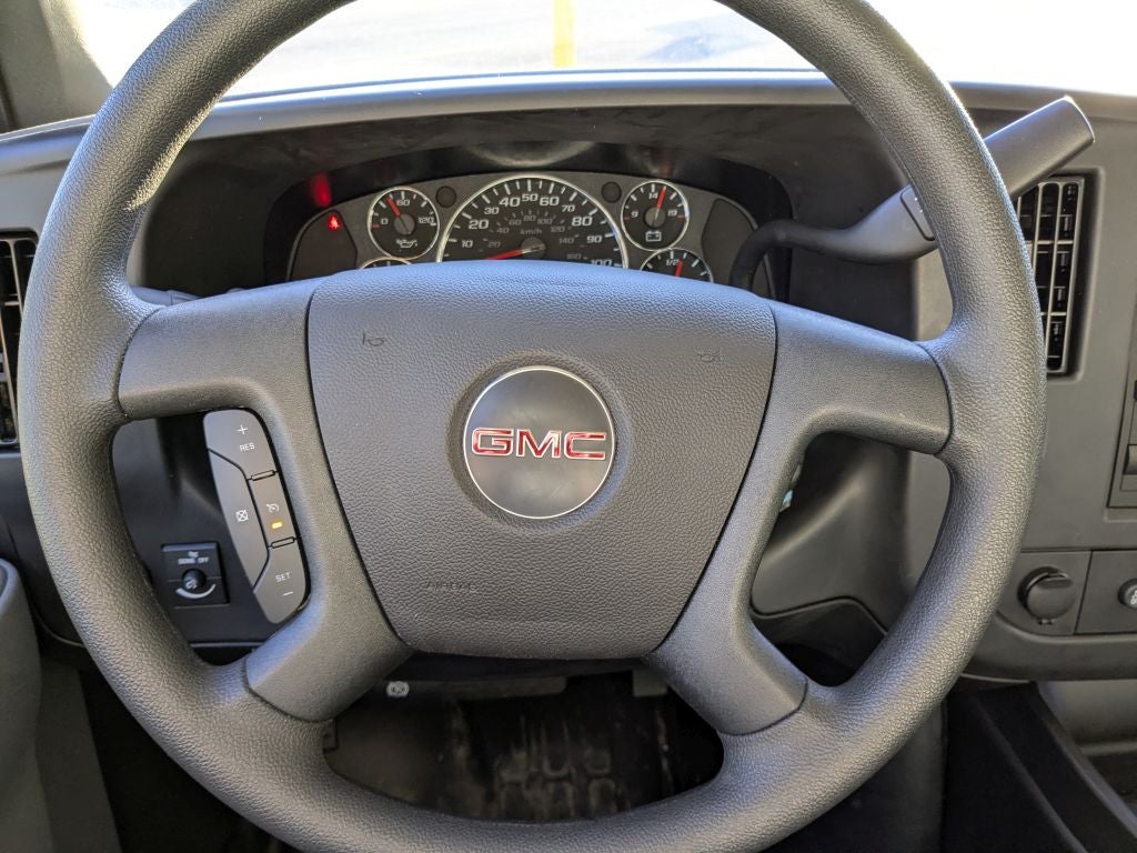 2025 GMC Savana 3500 Work Van
