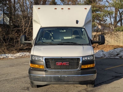 2025 GMC Savana 3500 Work Van
