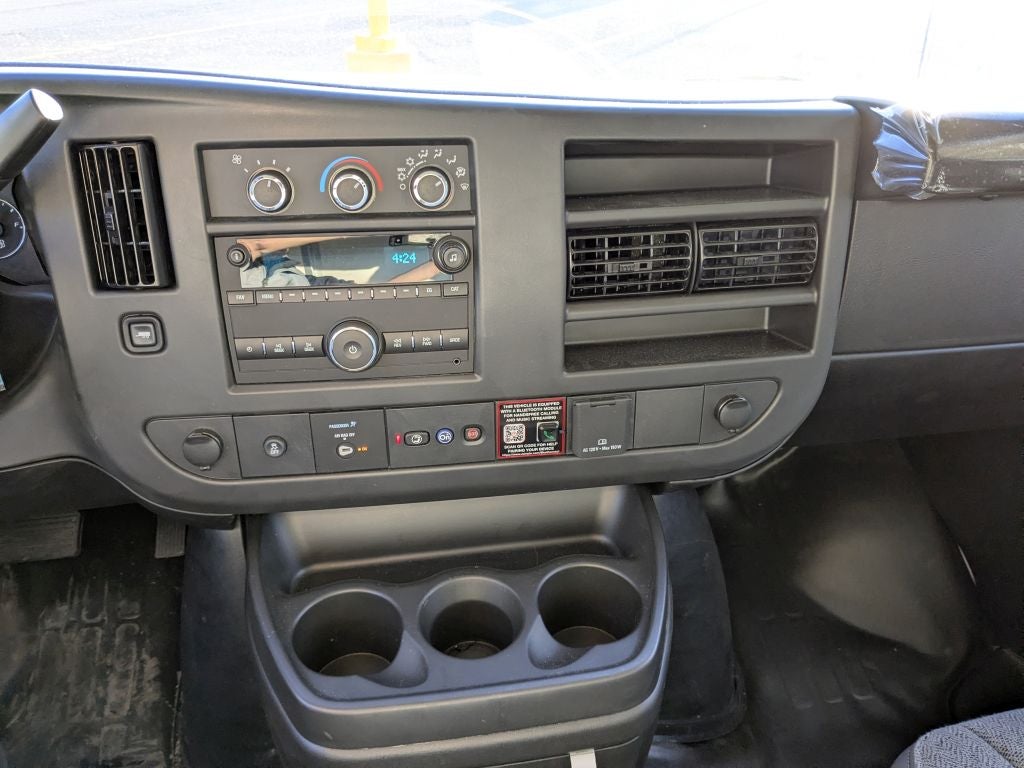 2025 GMC Savana 3500 Work Van