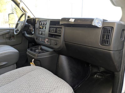 2025 GMC Savana 3500 Work Van