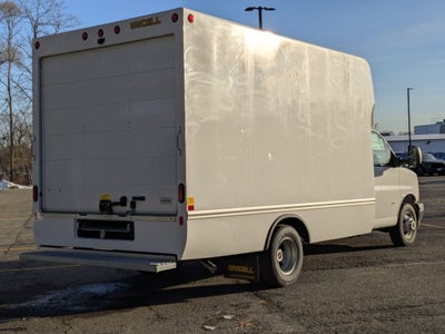 2025 GMC Savana 3500 Work Van