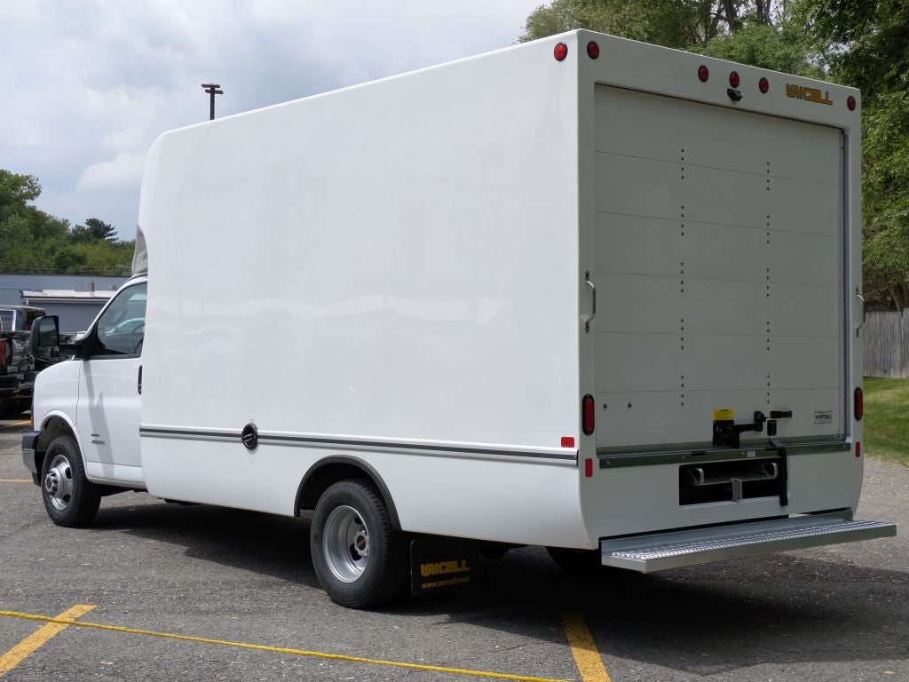 2026 GMC Savana 4500 4500 Van