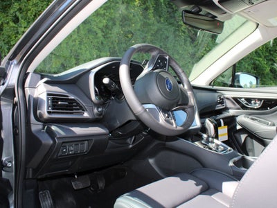 2025 Subaru LEGACY Limited