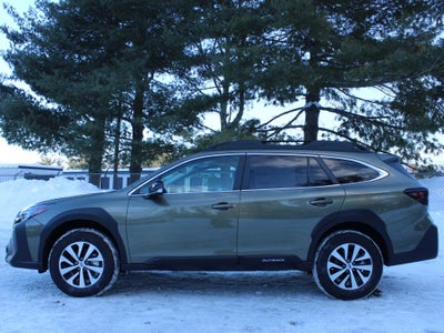 2025 Subaru OUTBACK Premium