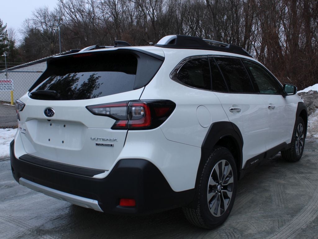2025 Subaru OUTBACK Touring