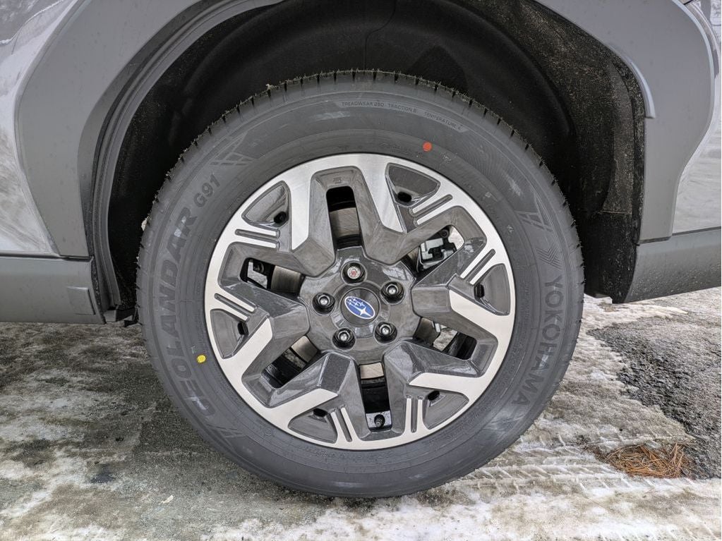 2026 Subaru FORESTER Standard Model