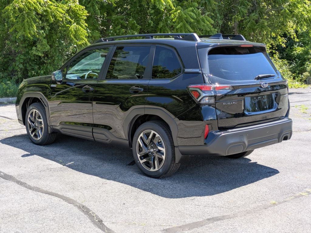 2026 Subaru FORESTER Premium Hybrid