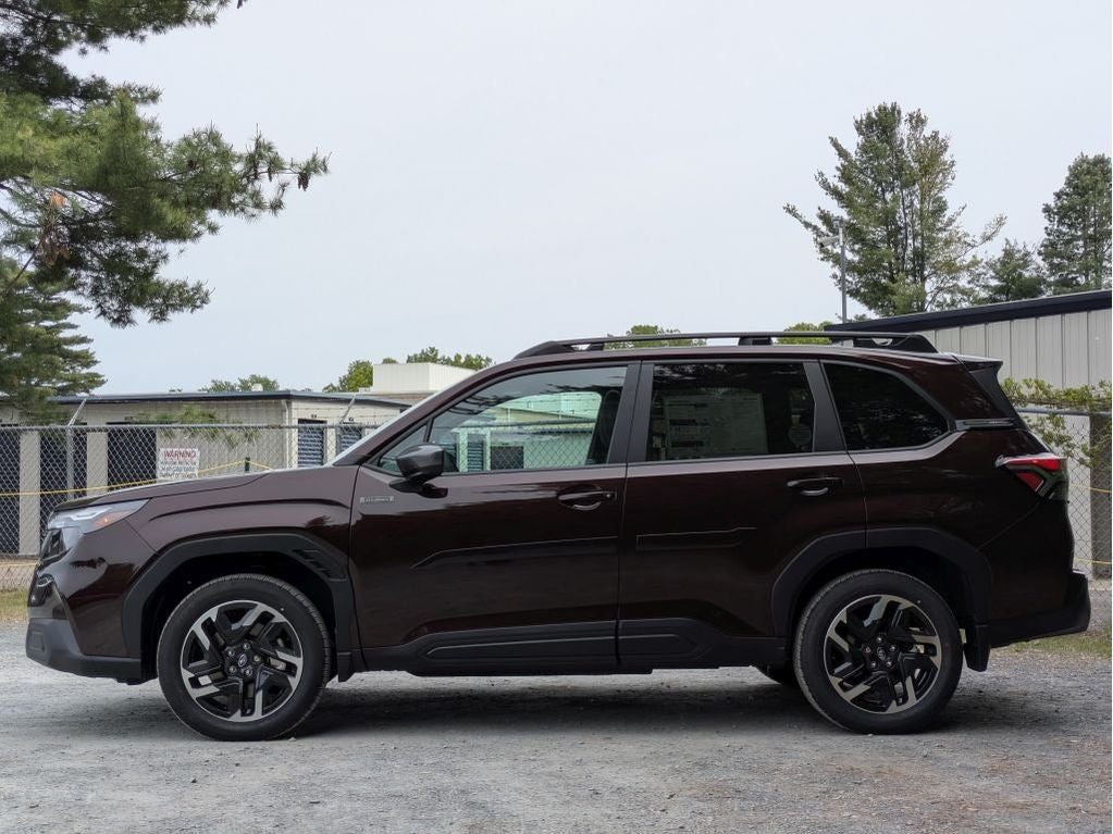 2026 Subaru FORESTER Premium Hybrid