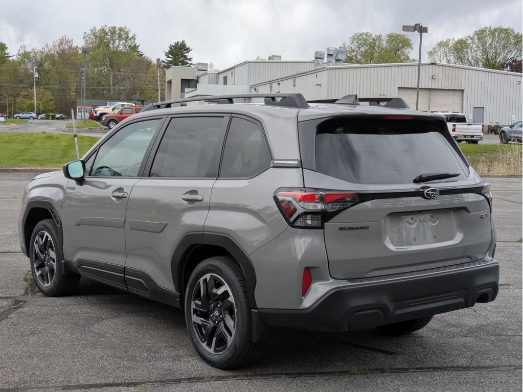 2026 Subaru FORESTER Premium Hybrid