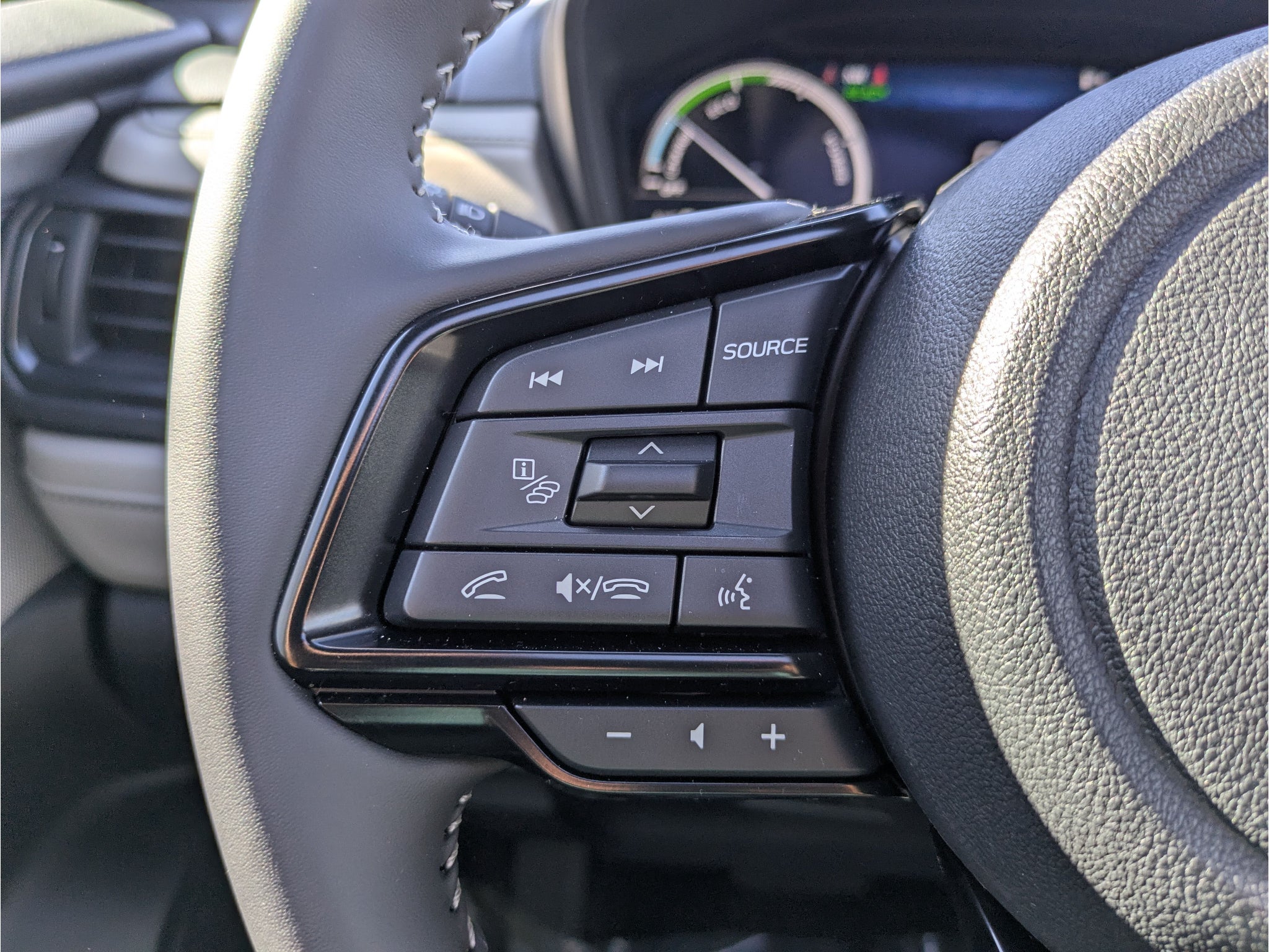 2026 Subaru FORESTER Premium Hybrid