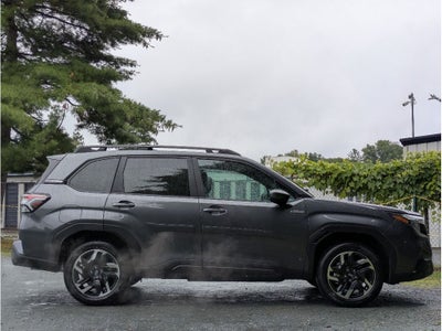 2026 Subaru FORESTER Premium Hybrid