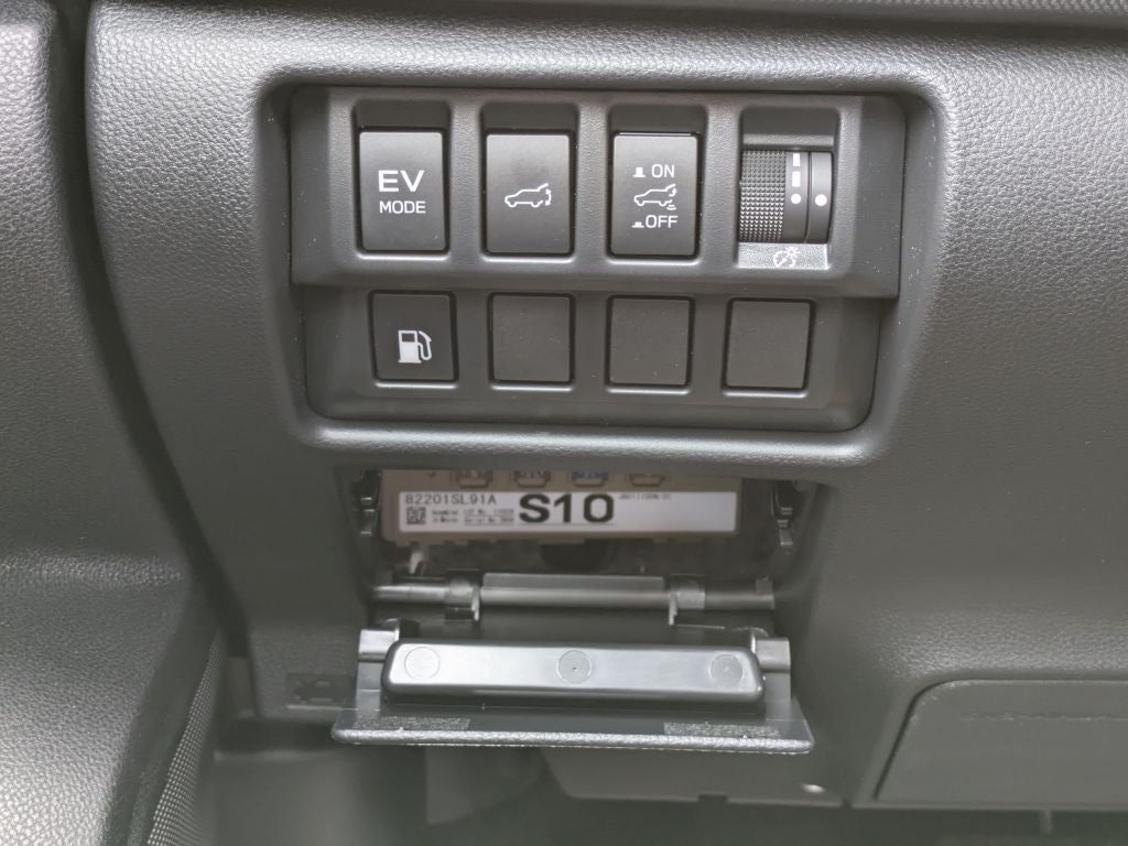 2026 Subaru FORESTER Premium Hybrid