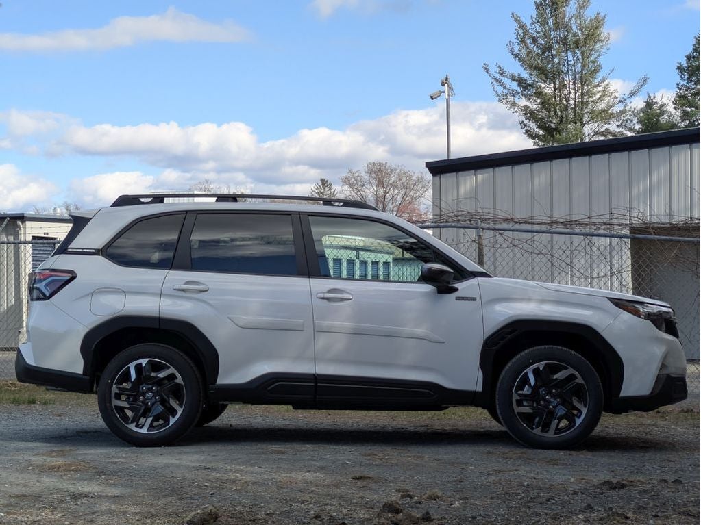 2026 Subaru FORESTER Premium Hybrid