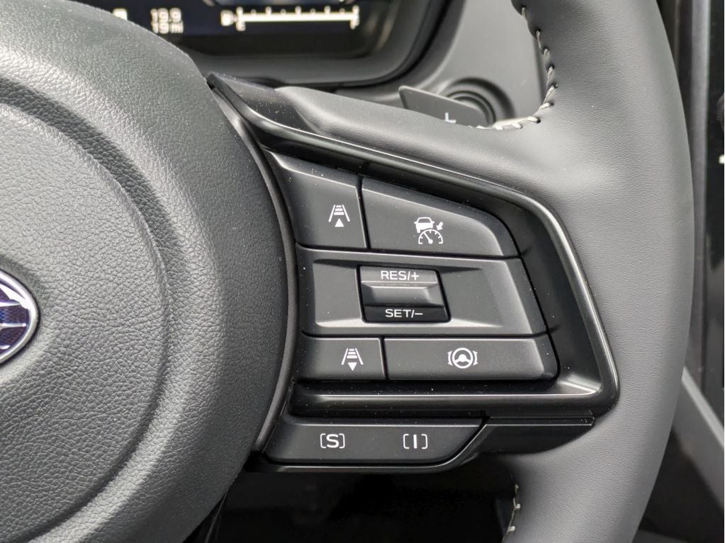 2026 Subaru FORESTER Premium Hybrid