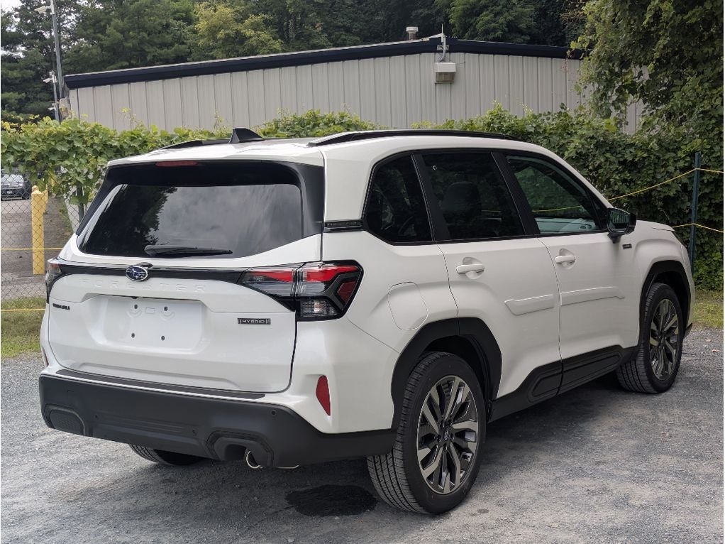2026 Subaru FORESTER Touring Hybrid