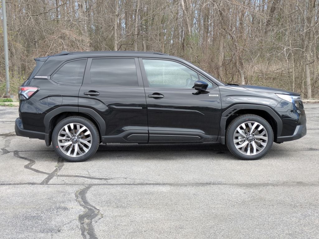 2026 Subaru FORESTER Touring Hybrid