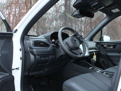 2025 Subaru FORESTER Limited