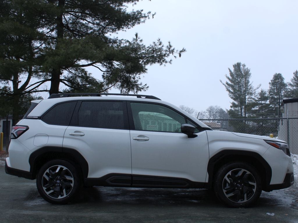 2025 Subaru FORESTER Limited