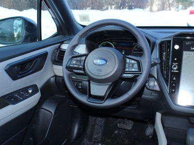 2025 Subaru FORESTER Premium Hybrid