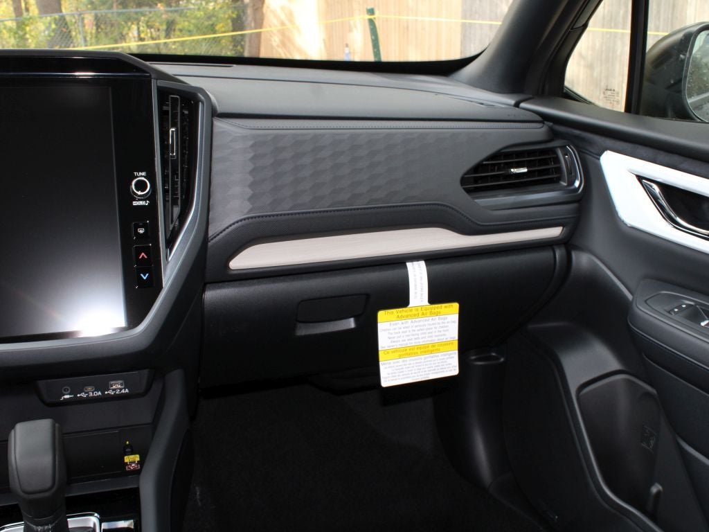 2025 Subaru FORESTER Limited Hybrid