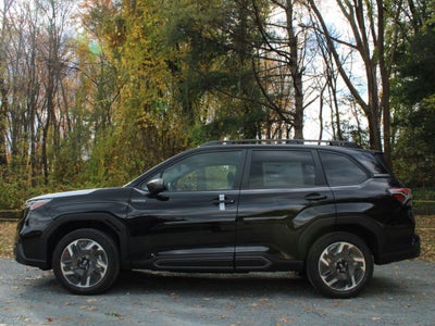 2025 Subaru FORESTER Limited Hybrid