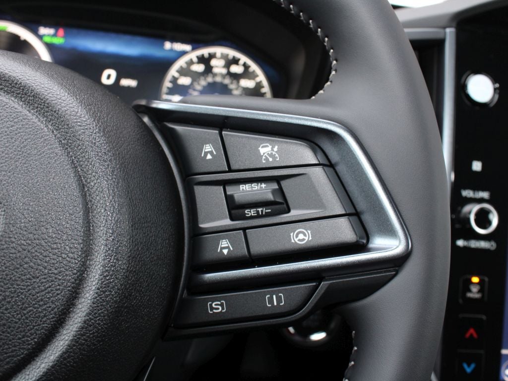 2025 Subaru FORESTER Limited Hybrid