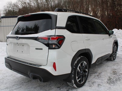 2025 Subaru FORESTER Limited Hybrid