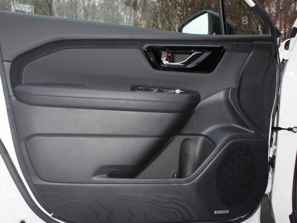 2025 Subaru FORESTER Limited Hybrid