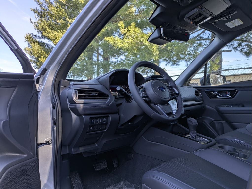 2025 Subaru FORESTER Limited Hybrid