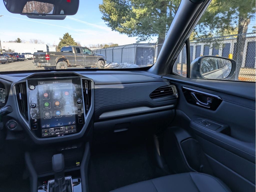 2025 Subaru FORESTER Limited Hybrid